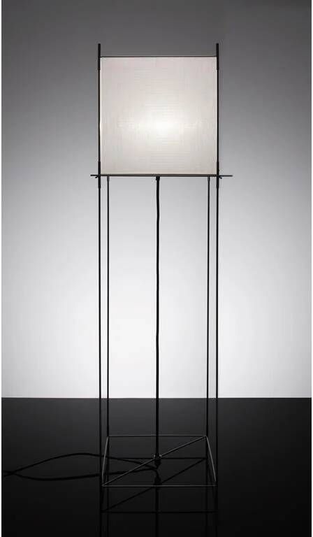 Hollands Licht Lotek Classic vloerlamp frame zwart metaal doek wit