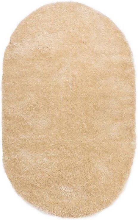 Tapeso Ovaal hoogpolig vloerkleed velvet Posh champagne 120x180 cm