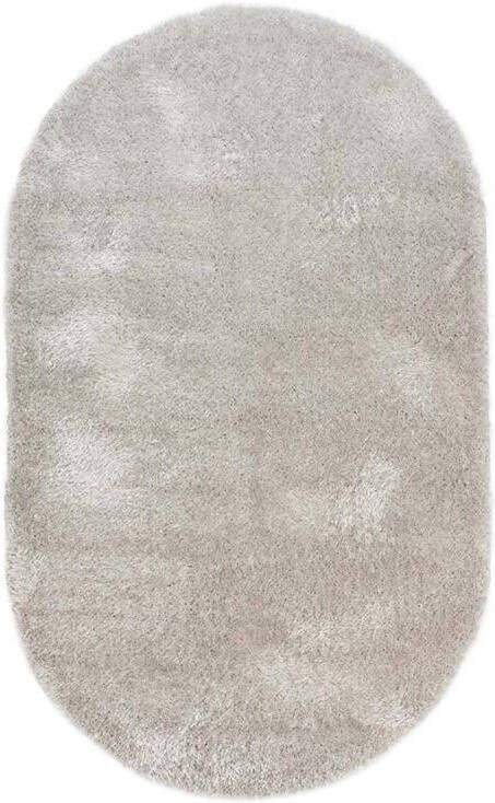 Tapeso Ovaal hoogpolig vloerkleed velvet Posh lichtzilver 120x180
