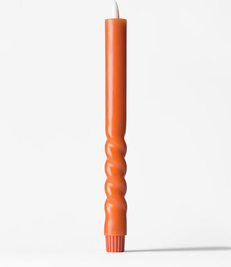 HEMA Led-dinerkaars ⌀2.5x27.3cm Ribbel Oranje (donkeroranje)