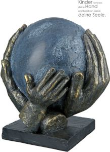 Casablanca by Gilde Decoratief figuur Skulptur Save the World (1 stuk)