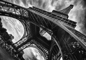Consalnet Papierbehang Eiffeltoren in verschillende maten