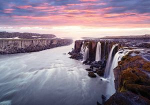 Consalnet Vliesbehang Waterval in verschillende maten