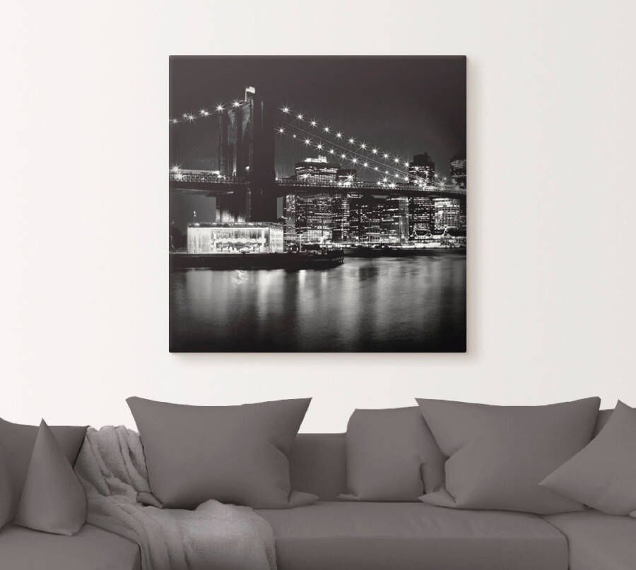 Artland Artprint New York Brooklyn Bridge 's nachts als artprint op linnen poster in verschillende formaten maten