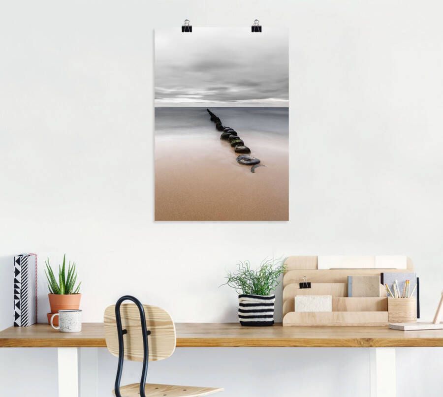 Artland Artprint Rustige kust met kribbben op het strand van de Oostzee als artprint op linnen poster in verschillende formaten maten