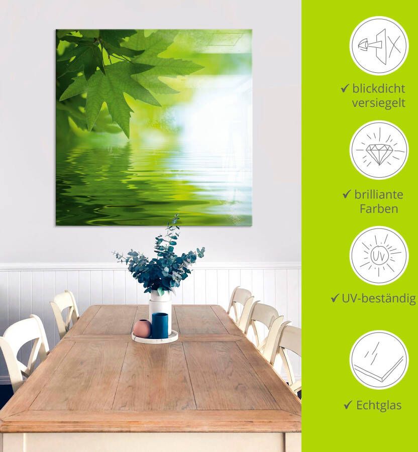 Artland Print op glas Groene blaadjes reflecteren in het water