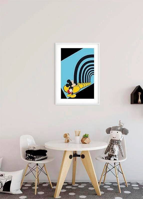 Komar Wanddecoratie Mickey Mouse Foot tunnel Wanddecoratie voor de kinderkamer zonder lijst