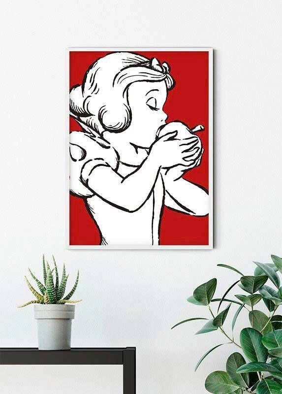 Komar Wanddecoratie Snow white Apple Bite red Wanddecoratie voor de kinderkamer zonder lijst (1 stuk)