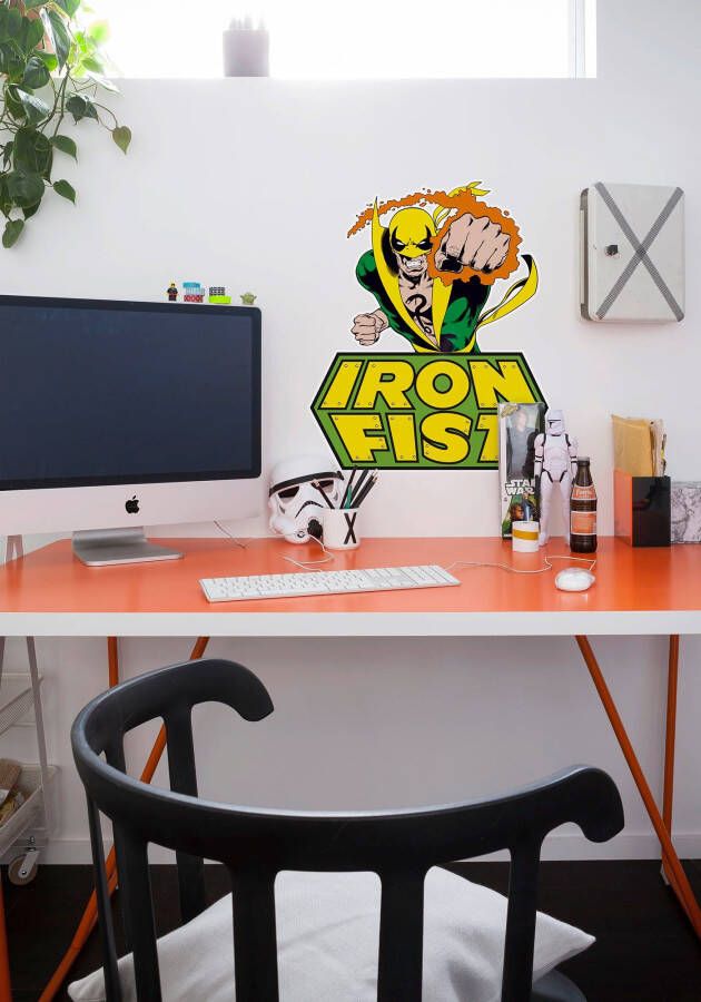 Komar Wandfolie Iron Fist Comic 50x70 cm (breedte x hoogte) zelfklevende wandtattoo (1 stuk)