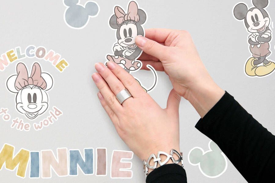 Komar Wandfolie Mickey Alphabet 50x70 cm (breedte x hoogte) zelfklevende wandtattoo (56-delig)