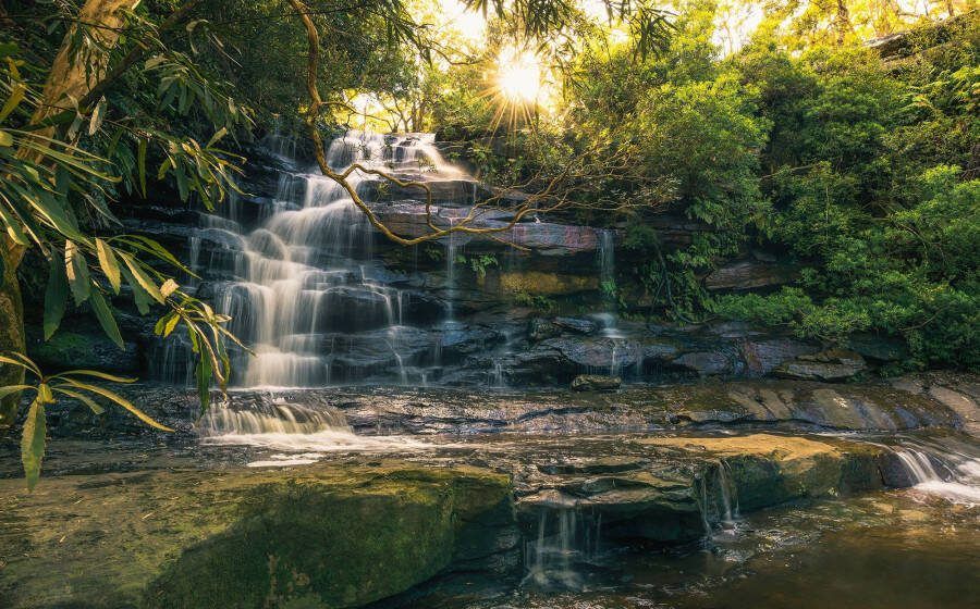 Komar Vliesbehang Digitale print vlies Golden Falls Afmeting 450 x 280 cm (9 stuks)