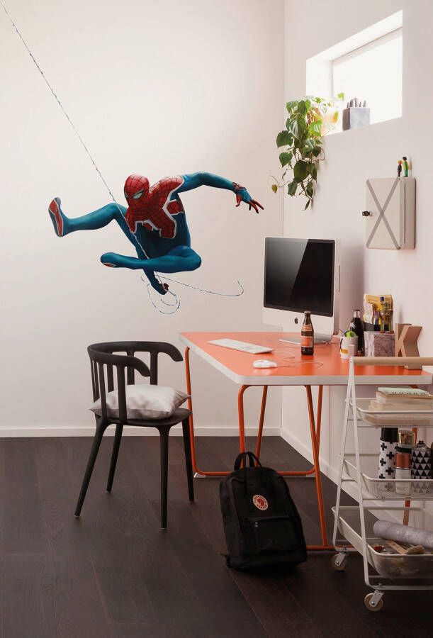 Komar Wandfolie Marvel Spider-Man Epic Swinging 70 x 50 cm (breedte x hoogte) kinderkamer decoratie (1 stuk)
