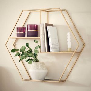 Leonique Decoratief wandrek Hexagon zeshoekig element goudkleur in een modern design