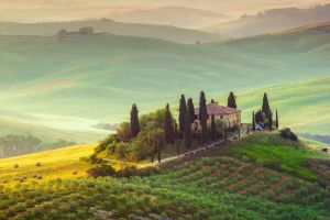 Papermoon Fotobehang Tuscany farm Landscape