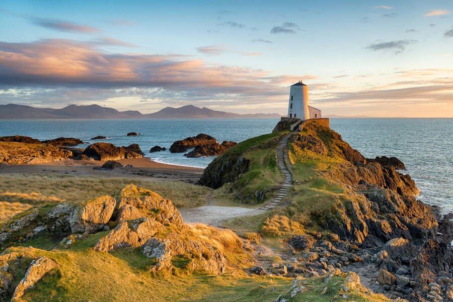 Papermoon Fotobehang Zonsondergang bij Ynys Llanddwyn Vliesbehang eersteklas digitale print