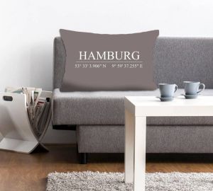 Queence Sierkussen Hamburg met opschrift kussenovertrek zonder vulling per stuk (1 stuk)