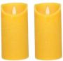 Anna's Collection 2x Oker gele LED kaarsen stompkaarsen 15 cm Luxe kaarsen op batterijen met bewegende vlam LED kaarsen - Thumbnail 2