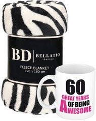 Bellatio Design Cadeau verjaardag 60 jaar vrouw Fleece plaid deken zebra print met 60 great years awesome mok Plaids