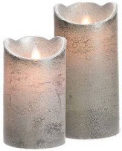 Decoris Led kaarsen combi set 2x stuks zilver in de hoogtes 12 en 15 cm Home deco kaarsen LED kaarsen
