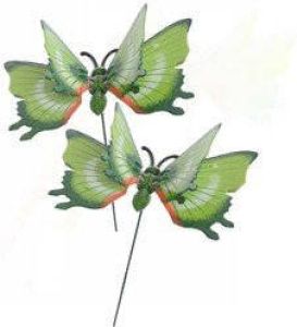 Decoris Set van 2x stuks metalen vlinder groen 11 x 70 cm op steker Tuindecoratie vlinders Dierenbeelden Tuinbeelden