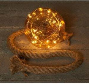 Merkloos 2x stuks verlichte glazen kerstballen aan touw met 15 lampjes goud warm wit 15 cm Decoratie kerstballen met licht kerstverlichting figuur