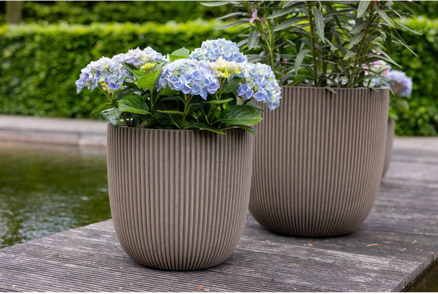 Capi pot Groove bol (35x34 cm) warm taupe