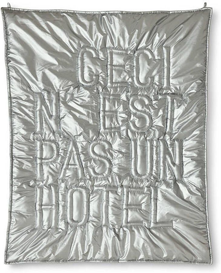 HKLIVING wanddecoratie Ceci n'est pas un hôtel (100x120 cm)