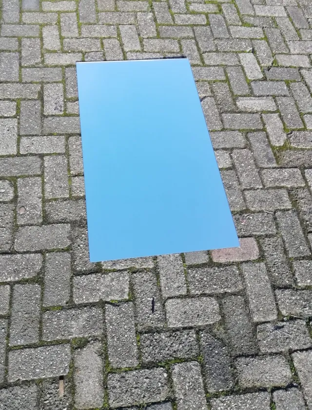 Decorama spiegel - wandspiegel - bevestigingspunten - glaswerk - badkamer spiegel transparant