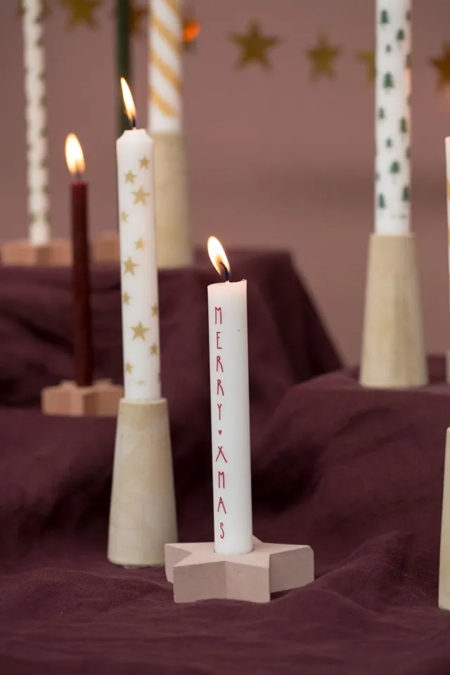 Rustik Lys Stearine dinnerkaarsen by Kimmi - Kerst - Merry Xmas - Wit met goud opdruk Koraal