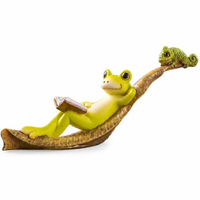 Gloovon Kikker Beeldje - Met Kameleon en Boek - 12 cm - Tuin- en Kamerdecoratie - Polyresin - Groen/Bruin Groente