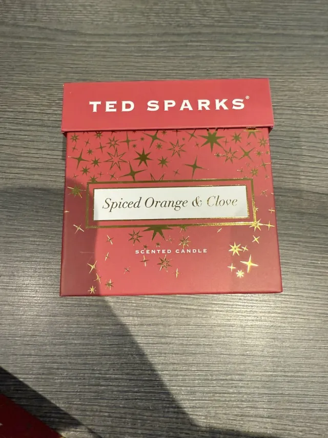 Ted Sparks Spiced Orange & Clove Demi Candle Geurkaars 660 gr Red