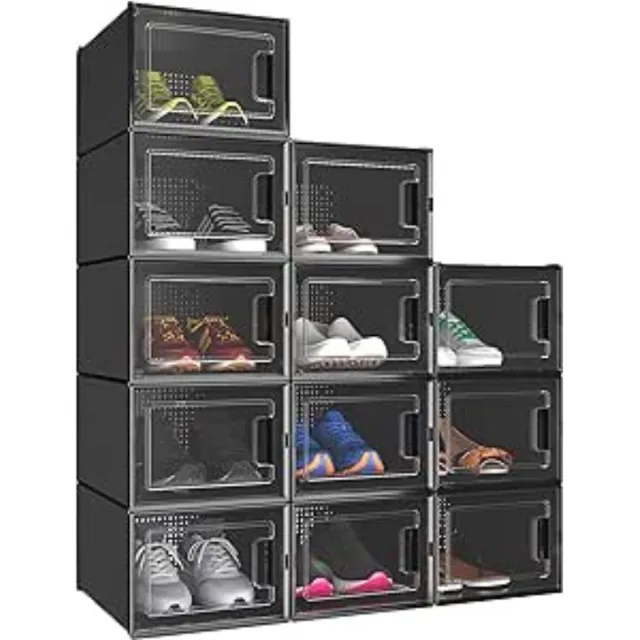 PEAM Schoenenbox - Schoenendoos - Stapelbaar - Niet-giftig - Geschikt tot,5 "Organiseer je schoenen moeiteloos met onze stapelbare schoenendozen, gemaakt van niet-giftig zwart plastic, geschikt voor schoenmaten tot 45,5." Zwart/Transparant