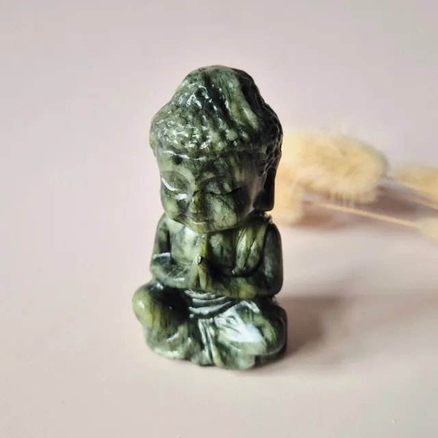 Moonlight Gemstones Groene Jade Edelsteen Buddha – 10 cm Meerkleurig