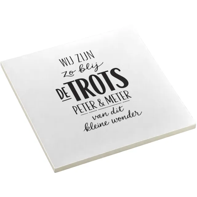 Mr Cadeautjes Decoratie tegel Een minimalistisch babycadeau met speelse typografie en een - 10,8 x 10,8 cm, keramiek - keuken, badkamer, woonkamer | cadeau Wit