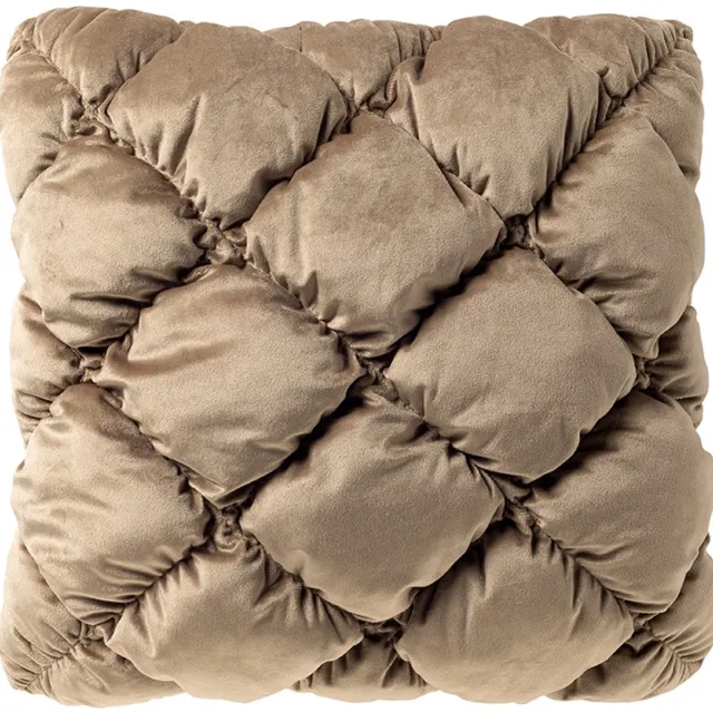 Dutch Decor SOOF - sierkussen 45x45 cm - geruit gewatteerd - Irish Cream - beige - Inclusief binnenkussen - Luxe kussens voor woonkamer & bank