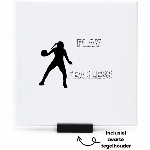 Hacebo onbevreesd spelen tegeltje met tegelhouder - Handbal - familie vrienden sporters - tegeltjes met tekst - cadeau - spreuktegels - 15x15 CM Wit