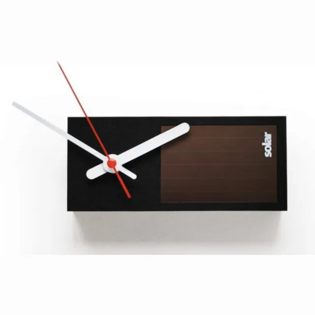 Solarclock Solar Clock; klok op zonne-energie Zwart