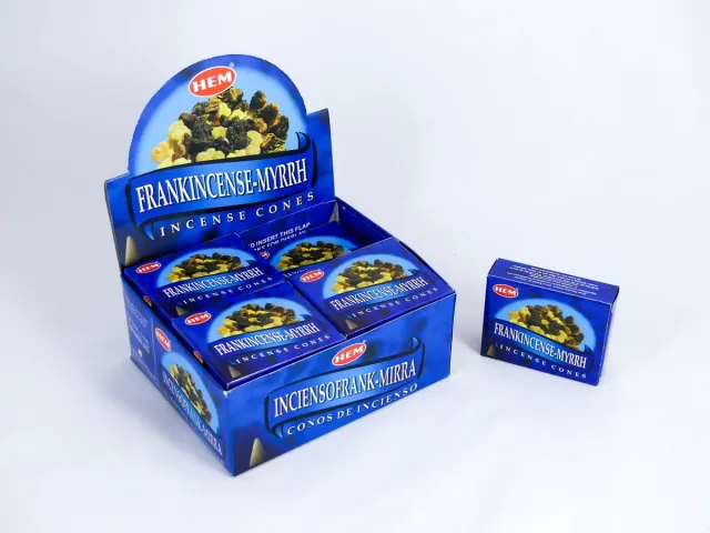 HEM Wierook Kegels / Cones - Frankincense-Mirre / Frankincense-Myrrh - Voordeelbox (12 Pakjes / 120 Kegels)