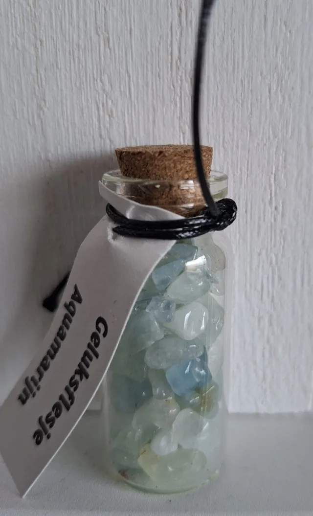 mineraalsteen Geluksflesje met "Aquamarijn" mineraalsteen blauw