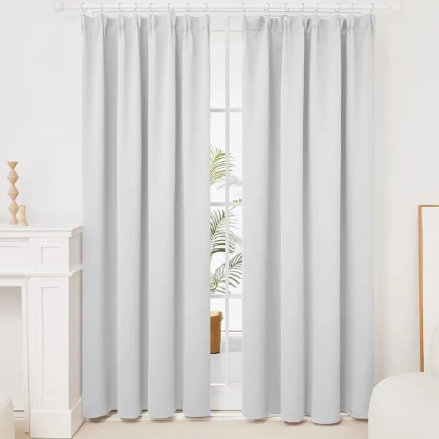 Deconovo Verduisterende Gordijnen Wit, Kerst Gordijn Potlood voor Woonkamer, Slaapkamer, Kant en Klaar, 132x229 cm (B x H), Grijswit, 2 stuks