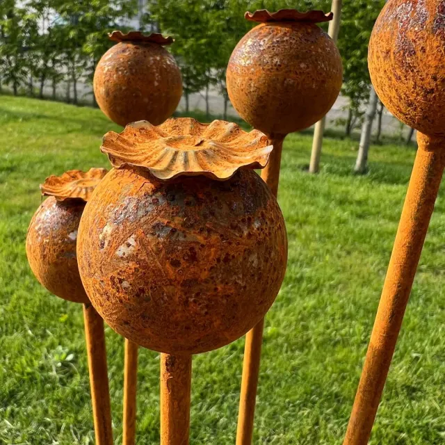 Diron tuinstaal - Set van 7 tuinstekers papaver - tuindecoratie - bloem - metaal roest patina - 95 cm lang. 7 stuks