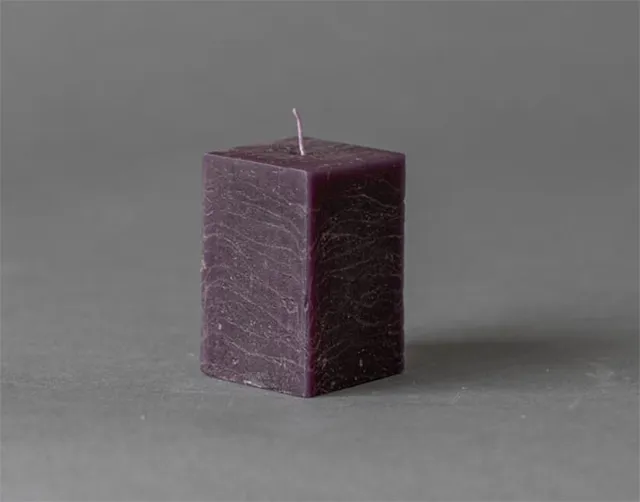 L28 Kaars rustiek handgemaakt zwart 75/50/50 mm