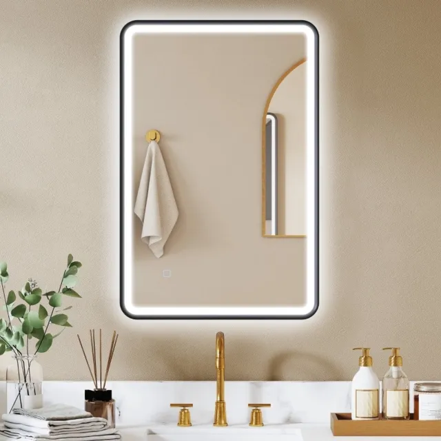 HAUSS SPOLE Badkamerspiegel Dimbaar – 60 x 90 cm – Gehard Glas en Aluminiumlegering – Zwart – Drie Lichtkleuren – Anticondens en Geheugenfunctie