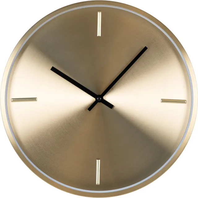 QUVIO Gouden Wandklok – Ronde klok goud met zwarte wijzer – Muurklok goud met strepen – Wandklokken op batterijen – ø30 cm – Aluminium – Goud