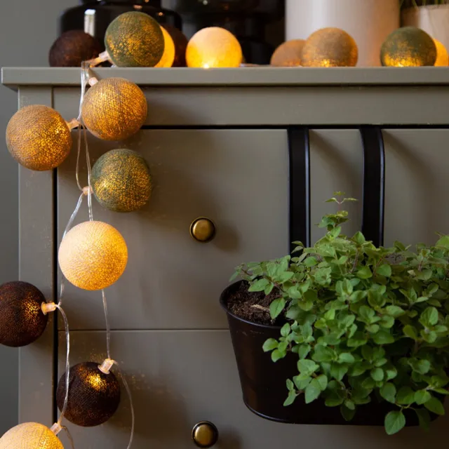 Cotton Ball Lights LED lichtslinger voor binnen - Handgemaakt en Fairtrade - 35 lampjes - Wanderlust
