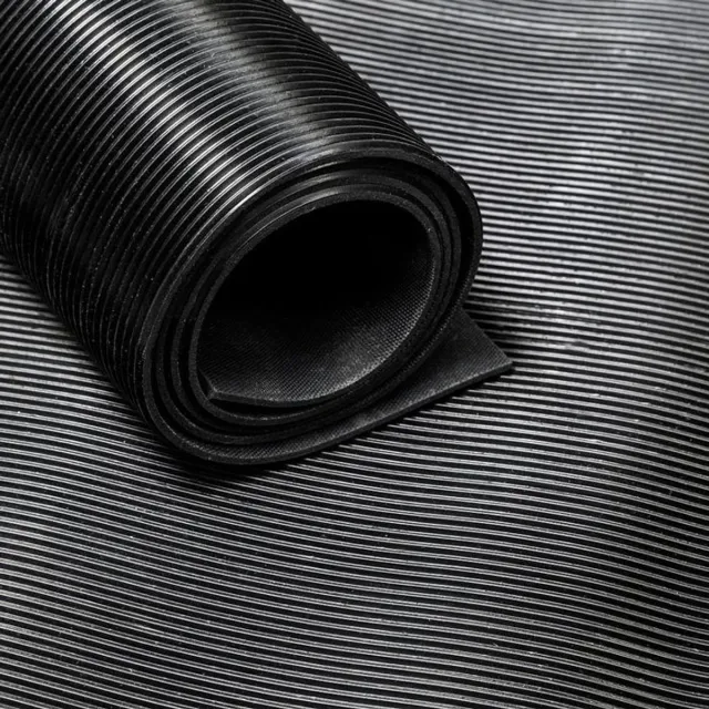 GOMbase Rubbermat op rol - Fijne ribbel - Dikte 3mm - Breedte 50cm - Rubber loper - Lengte 8m Zwart