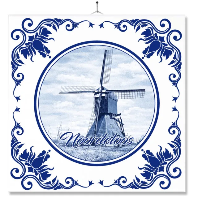 MC Living Tegel Met Opdruk | Noordeloos | Delft Blauw | Cadeau | Inclusief Geschenkdoos | Standaard | Ophangsysteem Ontwerp 2