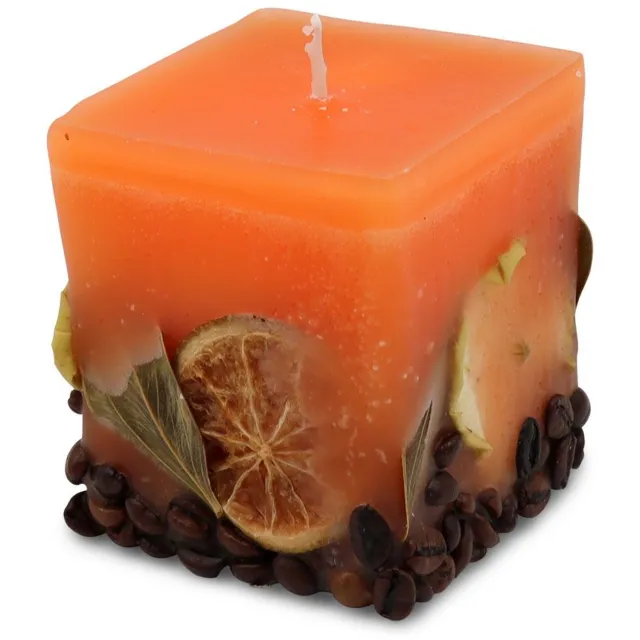 Rawa Geschenken Potpourri geurkaars ORANGE met een zachte noot van sinasappel en koffie - 9x9x9 cm handgemaakte geurkaars oranje