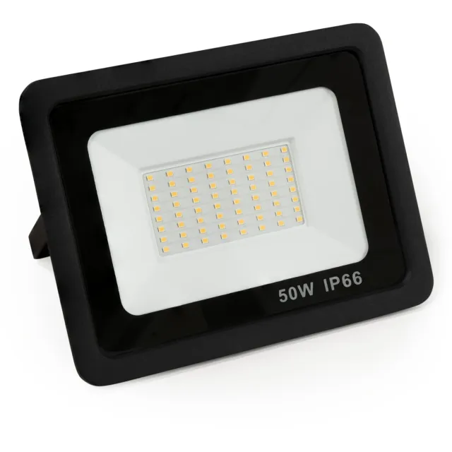 MC-Shine Buitenlamp ''Slim'' 50W - Wandlamp buiten 4250 lumen - LED Breedstraler IP66 - Schijnwerper 4000K - Zwart Zwart - Neutraal wit