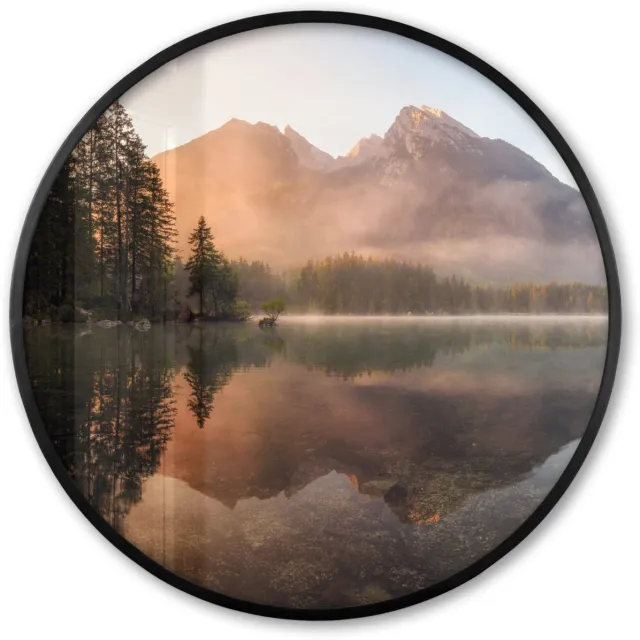 FrameYourWall Poster in lijst Rond - Fotolijst 60x60 cm - Posters - Landschap - Mist - Water - Bomen - Ronde posterlijst zwart - Decoratie - Wanddecoratie woonkamer - Muurdecoratie slaapkamer Landschap - Meer